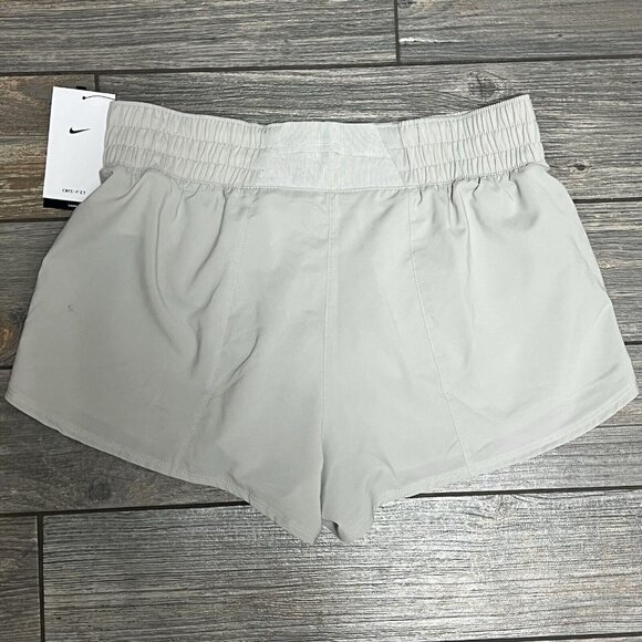 NWT Nike Women's Shorts Medium One Dri-FIT Mid-Rise 3" Brief-Lined DX6010-012 - Picture 5 of 15